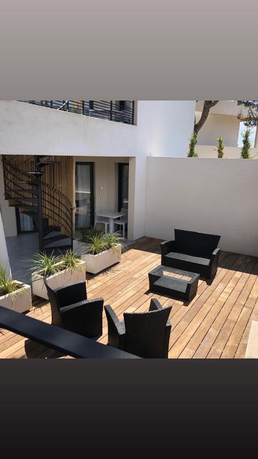 Cassis Lodges Casa de Férias *